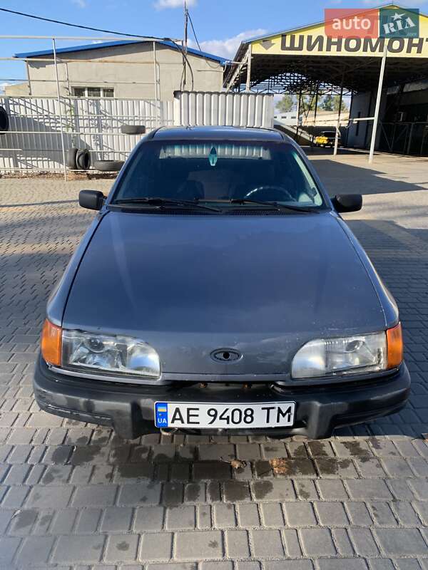 Седан Ford Sierra 1987 в Никополе