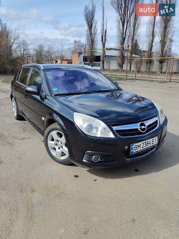 Хэтчбек Opel Signum 2006 в Сумах