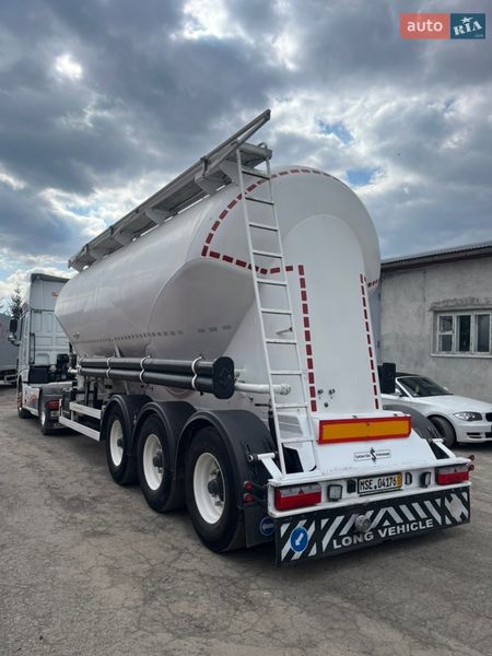 Цистерна полуприцеп Spitzer Silos 2003 в Тернополе