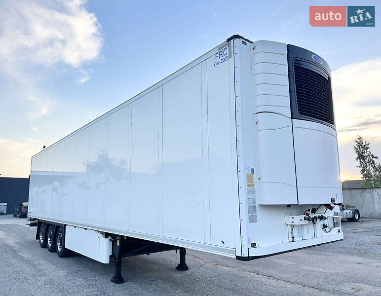 Рефрижератор полуприцеп Schmitz Cargobull SKO 24 2015 в Харькове
