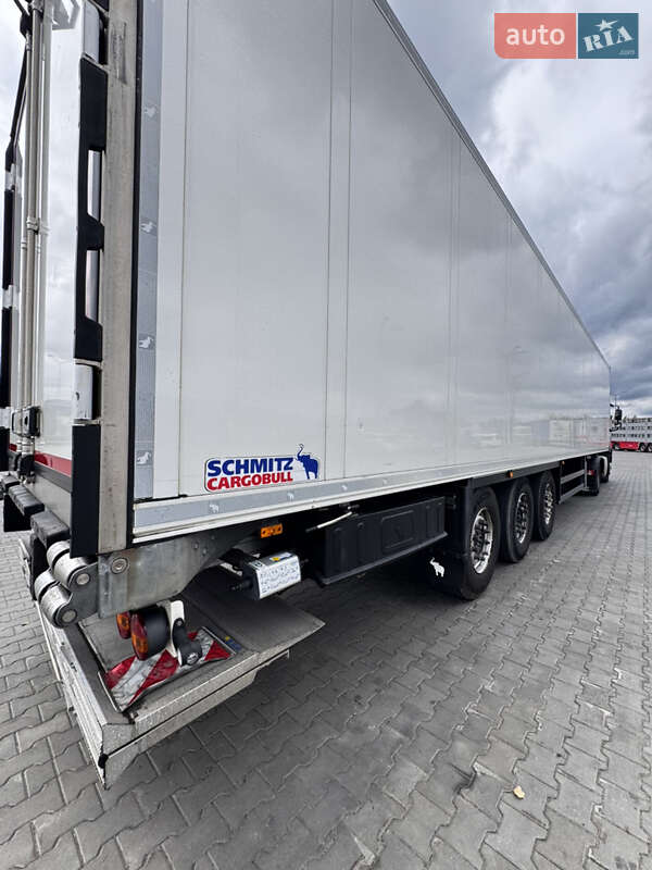 Рефрижератор полуприцеп Schmitz Cargobull SKO 24 2018 в Луцке