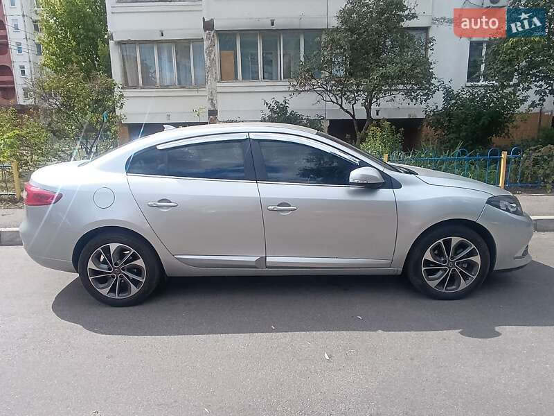 Седан Samsung SM3 2014 в Киеве