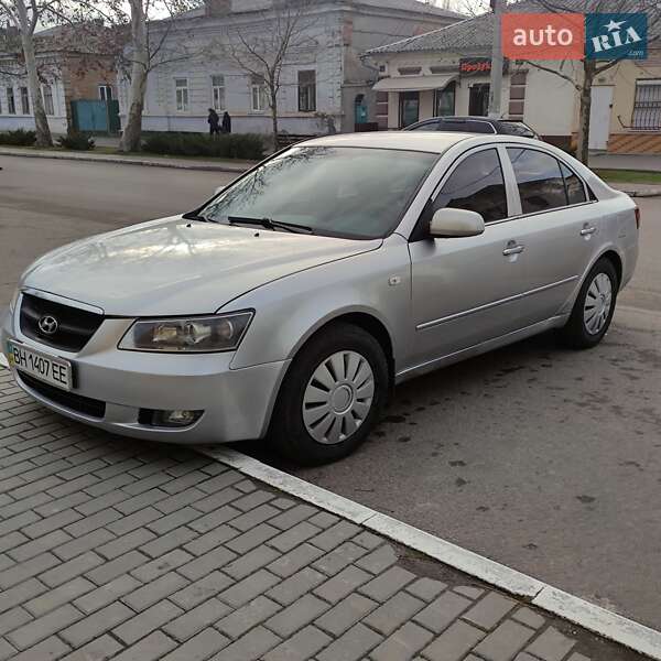 Седан Hyundai Sonata 2005 в Килии