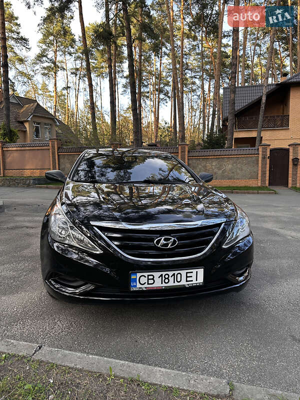Седан Hyundai Sonata 2013 в Чернігові Седан Hyundai Sonata 2013 в Чернігові