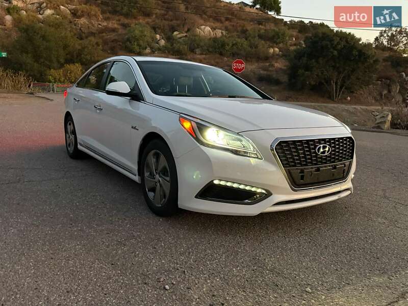 Седан Hyundai Sonata 2017 в Киеве