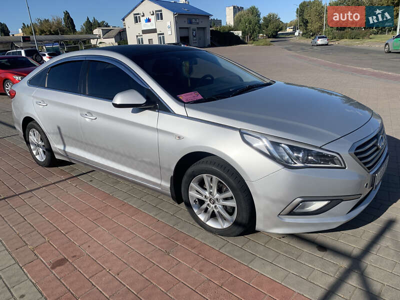 Седан Hyundai Sonata 2016 в Киеве