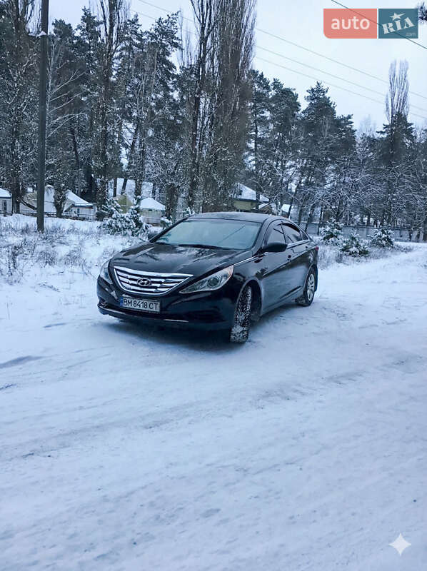 Седан Hyundai Sonata 2012 в Ахтырке