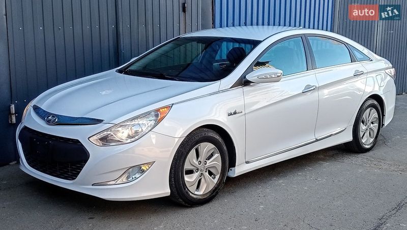 Седан Hyundai Sonata 2014 в Киеве