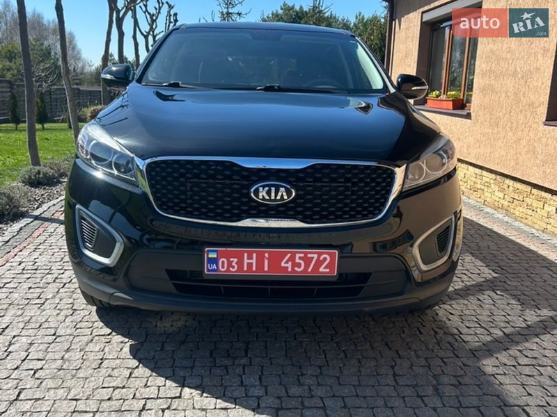 Позашляховик / Кросовер Kia Sorento 2016 в Володимирі