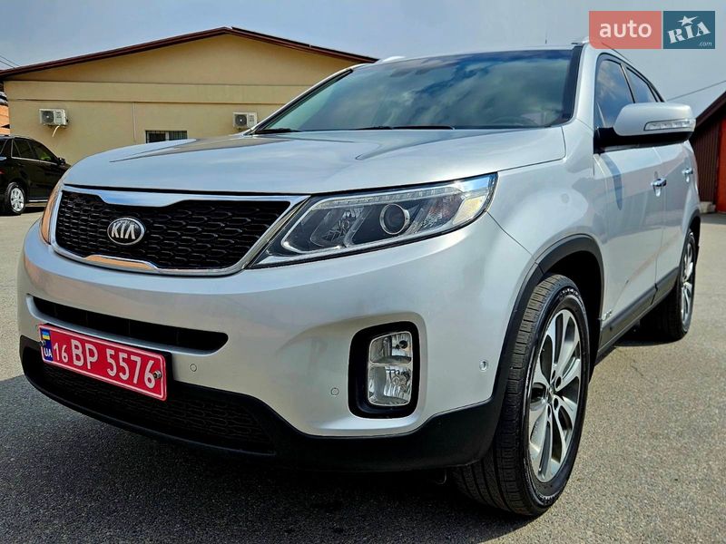 Внедорожник / Кроссовер Kia Sorento 2013 в Днепре
