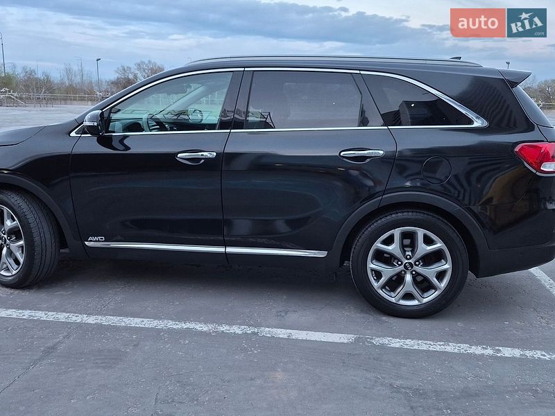 Внедорожник / Кроссовер Kia Sorento 2015 в Украинке