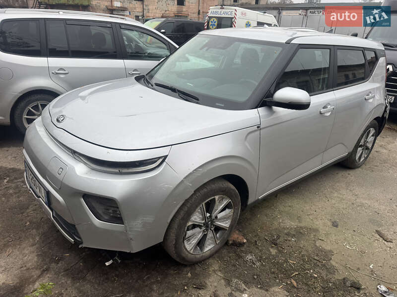 Внедорожник / Кроссовер Kia Soul EV 2021 в Луцке