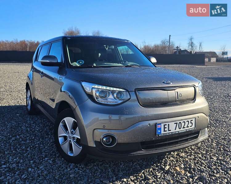 Внедорожник / Кроссовер Kia Soul 2015 в Глыбокой