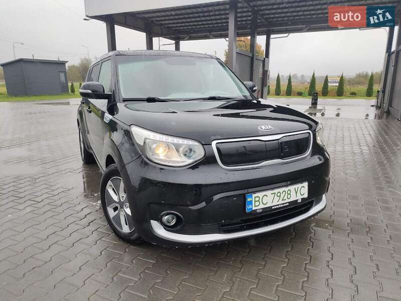 Внедорожник / Кроссовер Kia Soul 2017 в Львове Внедорожник / Кроссовер Kia Soul 2017 в Львове