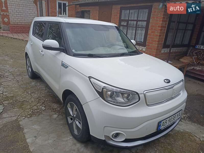 Позашляховик / Кросовер Kia Soul 2017 в Тростянці