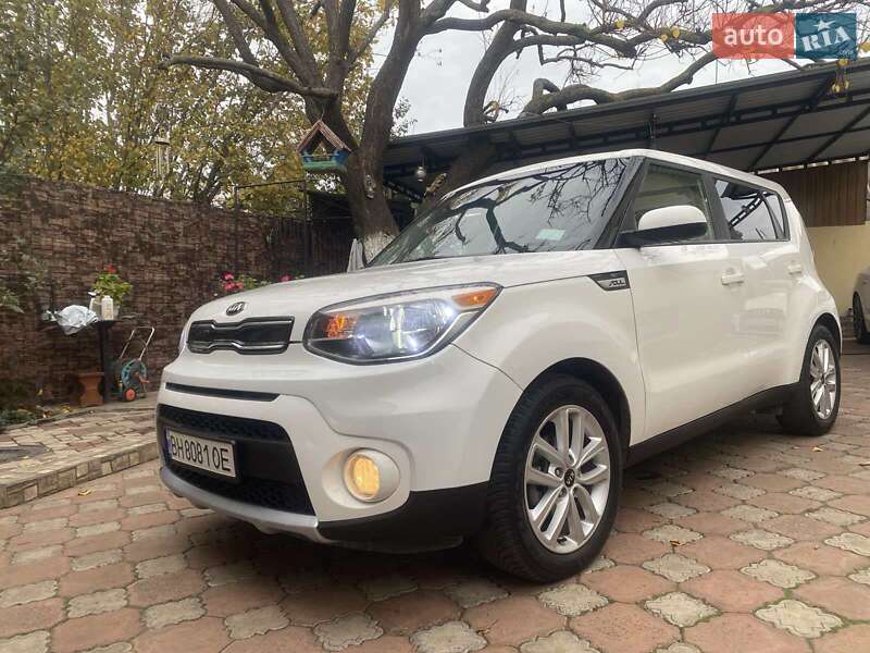 Внедорожник / Кроссовер Kia Soul 2017 в Одессе