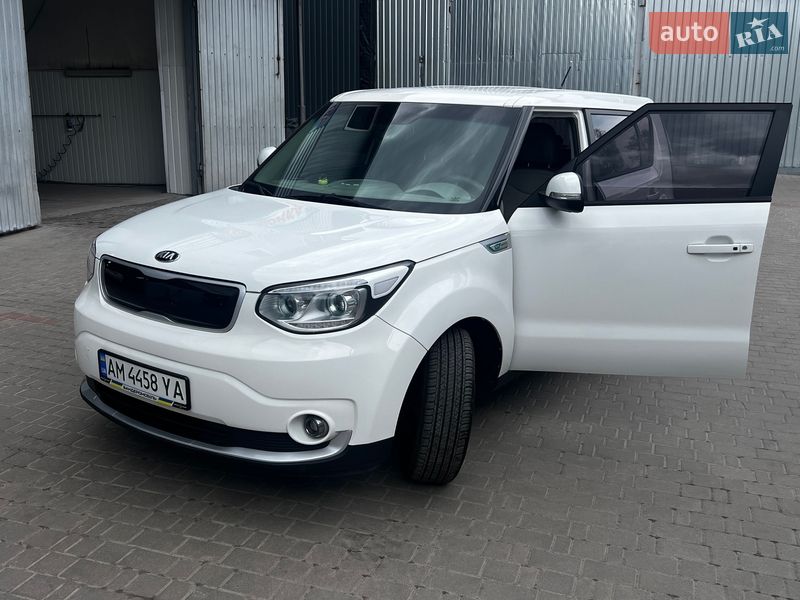 Внедорожник / Кроссовер Kia Soul 2017 в Житомире