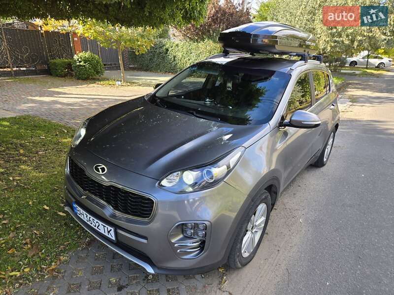 Внедорожник / Кроссовер Kia Sportage 2016 в Одессе