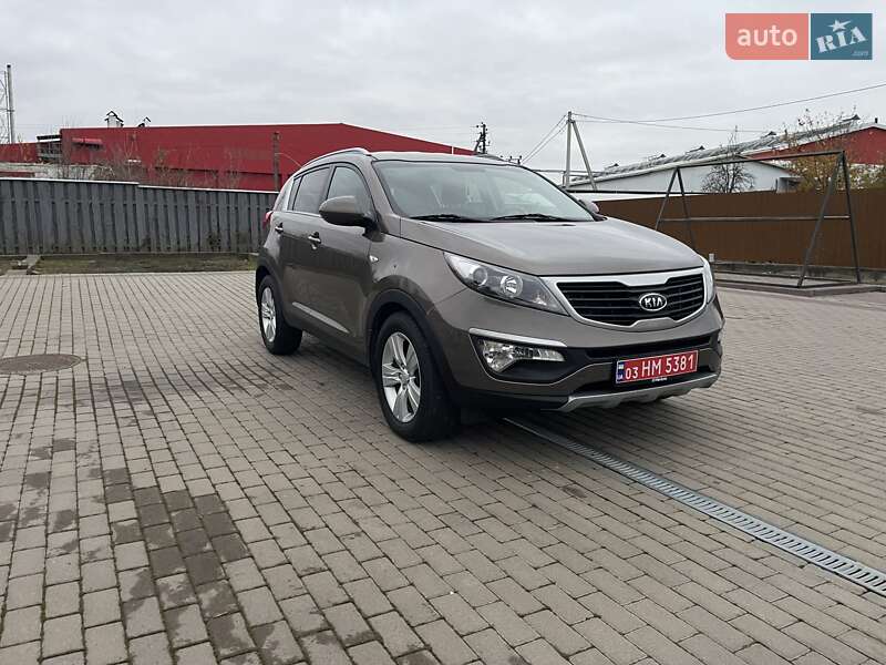 Позашляховик / Кросовер Kia Sportage 2013 в Рівному