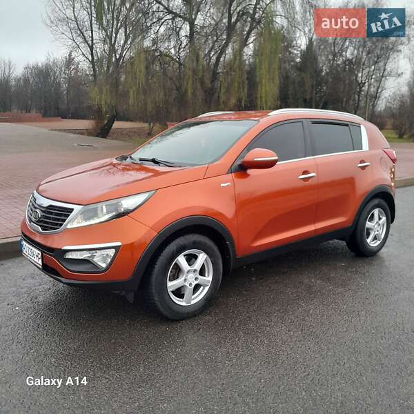Позашляховик / Кросовер Kia Sportage 2012 в Ужгороді