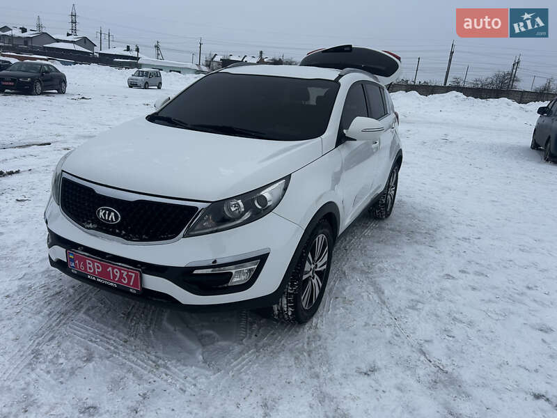 Внедорожник / Кроссовер Kia Sportage 2014 в Ровно Внедорожник / Кроссовер Kia Sportage 2014 в Ровно