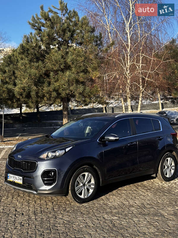 Позашляховик / Кросовер Kia Sportage 2016 в Одесі