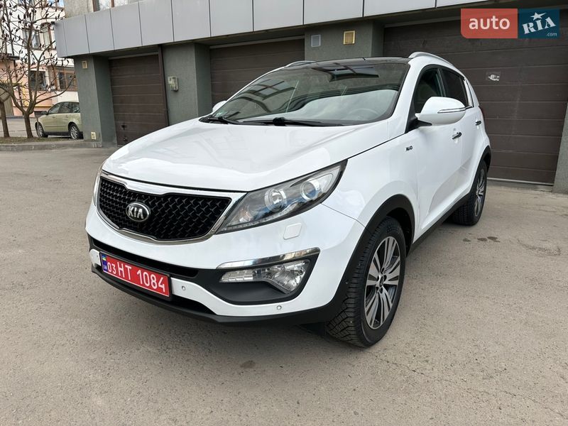 Внедорожник / Кроссовер Kia Sportage 2015 в Ровно