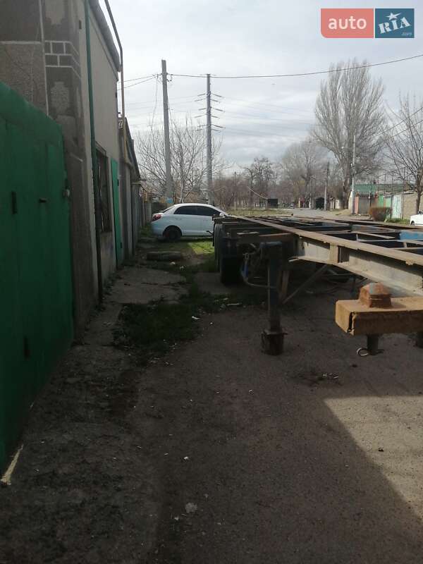 Контейнеровоз полуприцеп Schmitz Cargobull SPR 1994 в Одессе