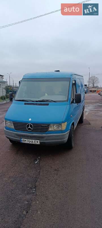 Грузовой фургон Mercedes-Benz Sprinter 1998 в Киеве