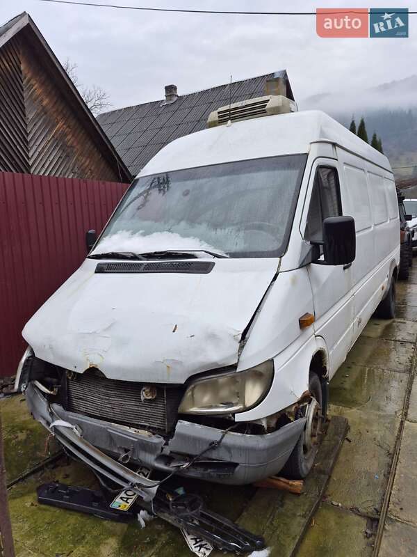 Вантажний фургон Mercedes-Benz Sprinter 2005 в Рахові