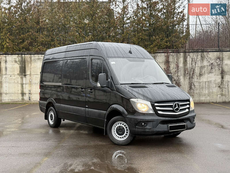 Вантажний фургон Mercedes-Benz Sprinter 2014 в Рівному