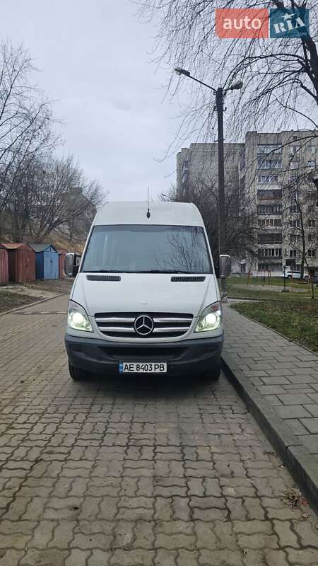 Мікроавтобус Mercedes-Benz Sprinter 2009 в Львові Мікроавтобус Mercedes-Benz Sprinter 2009 в Львові