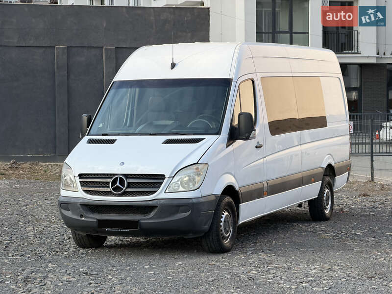Вантажний фургон Mercedes-Benz Sprinter 2008 в Ужгороді