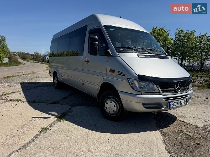 Туристический / Междугородний автобус Mercedes-Benz Sprinter 2004 в Николаеве