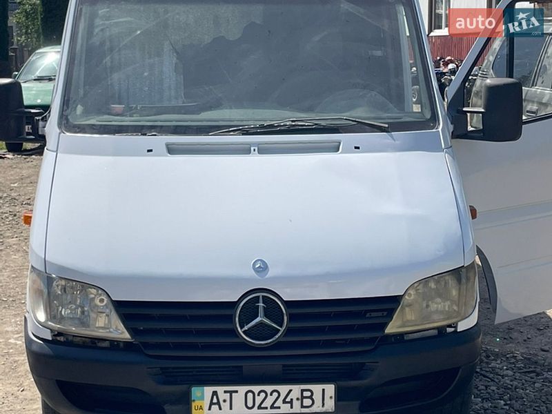 Грузовой фургон Mercedes-Benz Sprinter 2001 в Косове