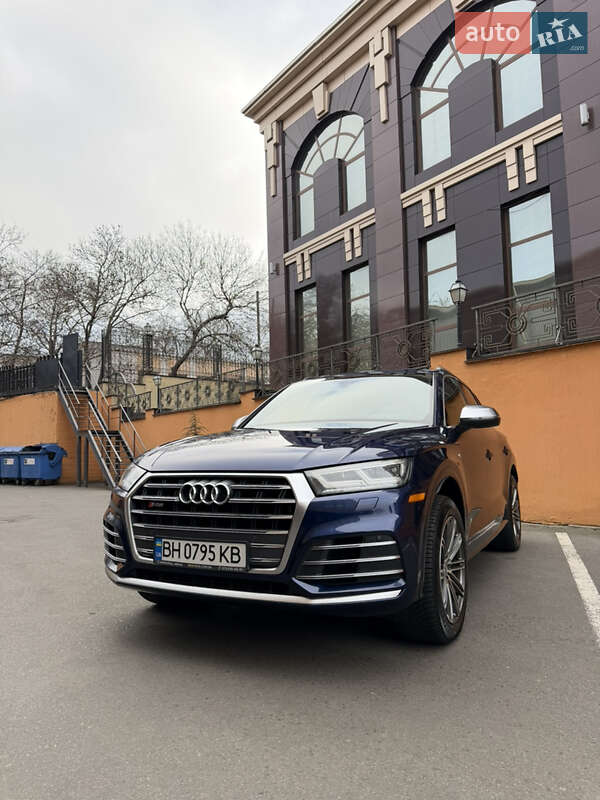 Внедорожник / Кроссовер Audi SQ5 2018 в Одессе Внедорожник / Кроссовер Audi SQ5 2018 в Одессе