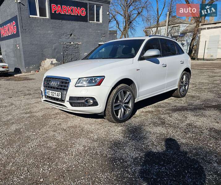 Внедорожник / Кроссовер Audi SQ5 2014 в Каменском