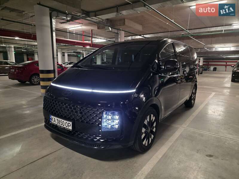 Мінівен Hyundai Staria 2024 в Києві Мінівен Hyundai Staria 2024 в Києві