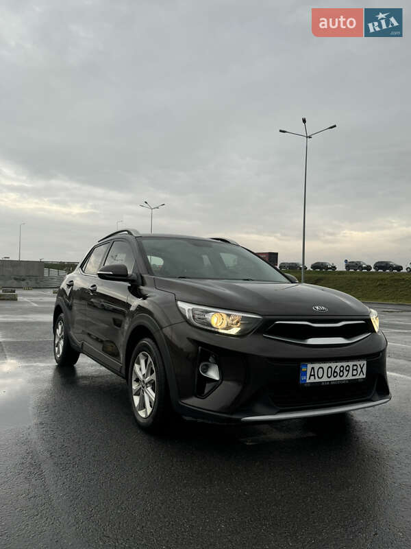 Внедорожник / Кроссовер Kia Stonic 2018 в Львове Внедорожник / Кроссовер Kia Stonic 2018 в Львове