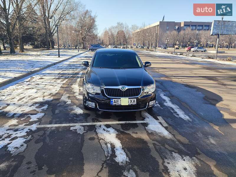 Лифтбек Skoda Superb 2012 в Кривом Роге
