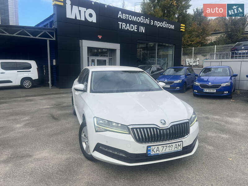 Лифтбек Skoda Superb 2020 в Киеве Лифтбек Skoda Superb 2020 в Киеве