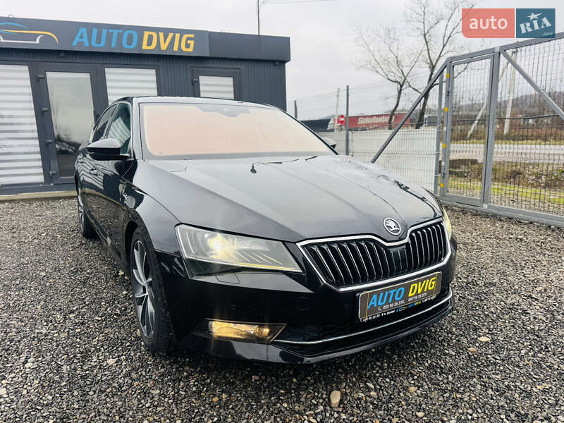 Лифтбек Skoda Superb 2017 в Иршаве
