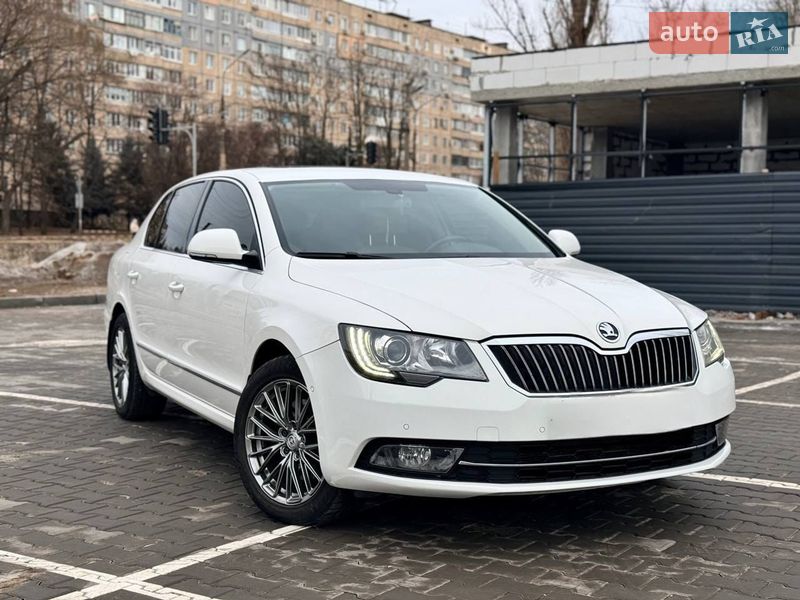 Лифтбек Skoda Superb 2013 в Кривом Роге