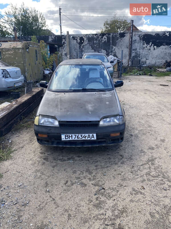 Седан Suzuki Swift 1994 в Вознесенске Седан Suzuki Swift 1994 в Вознесенске