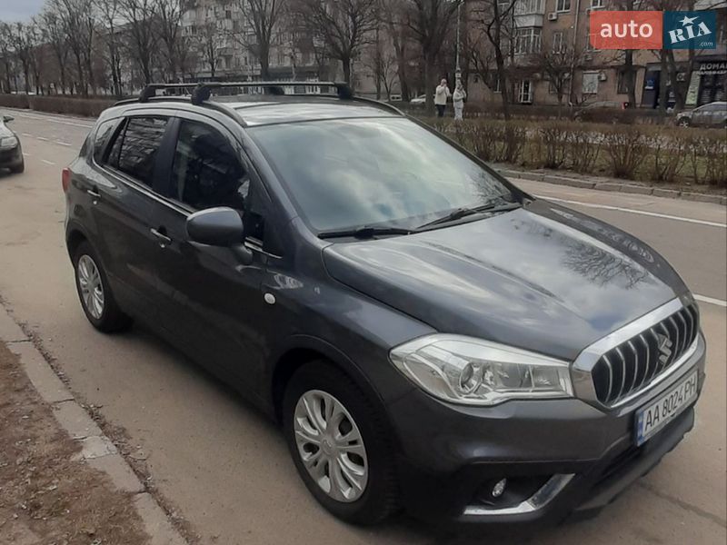 Позашляховик / Кросовер Suzuki SX4 2017 в Києві