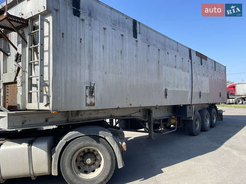 Зерновоз - полуприцеп Benalu T34C-1 1991 в Хмельницком