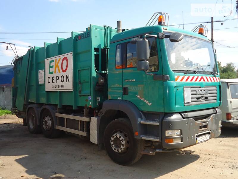 Мусоровоз MAN TGA 2004 в Киеве