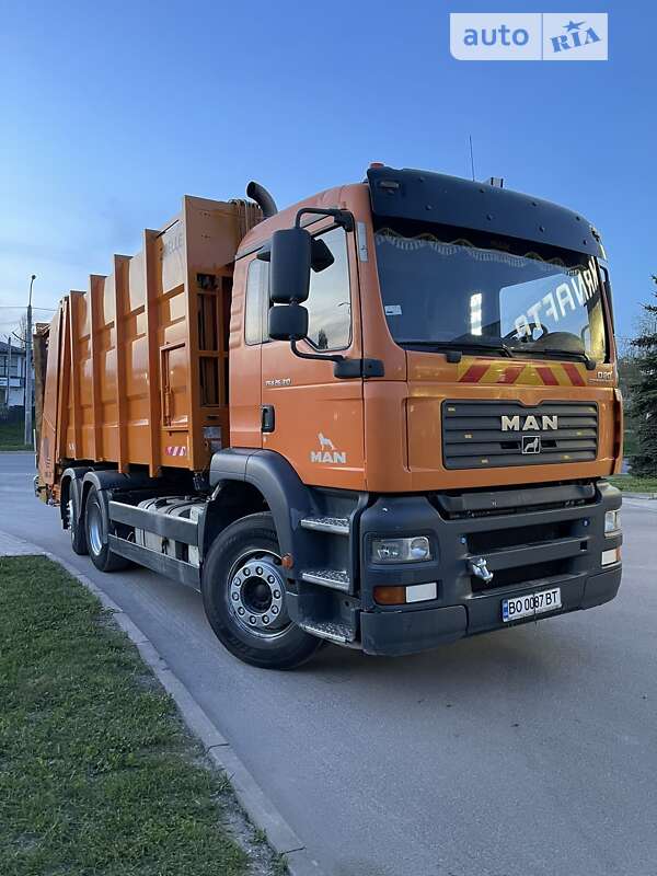 Мусоровоз MAN TGA 2006 в Тернополе