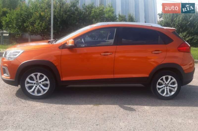 Внедорожник / Кроссовер Chery Tiggo 2 2017 в Млинове