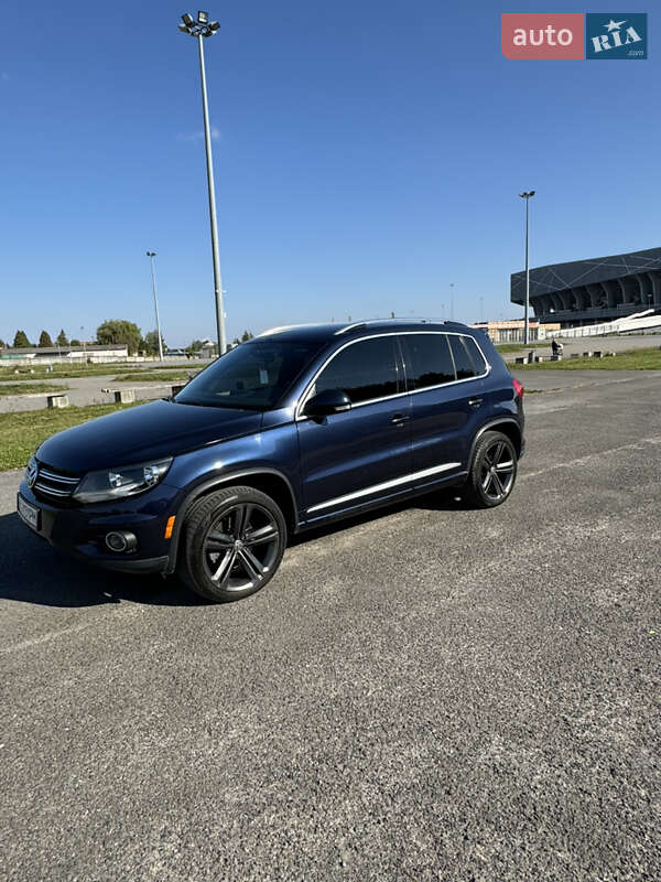 Внедорожник / Кроссовер Volkswagen Tiguan 2016 в Львове